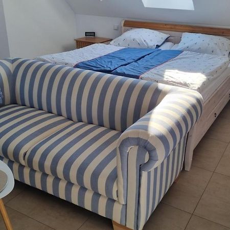 Ferienwohnung Ruegen 1, Alt Reddevitz 108, Insel Ruegen, Mit Kamin 미델하겐 외부 사진