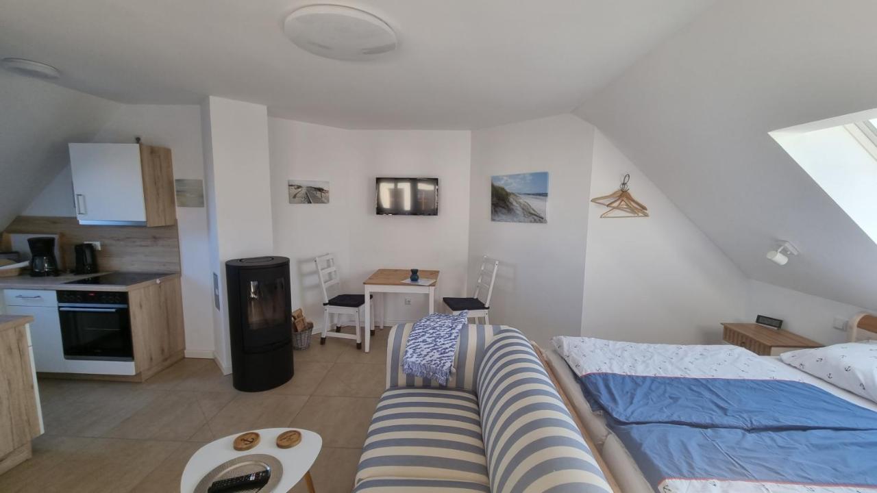 Ferienwohnung Ruegen 1, Alt Reddevitz 108, Insel Ruegen, Mit Kamin 미델하겐 외부 사진